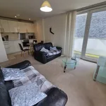 Rent 2 bedroom flat in Salford