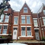 Rent 6 bedroom house in Swansea