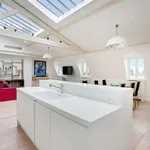 Rent 3 bedroom apartment of 189 m² in Paris