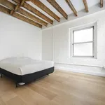 Rent 4 bedroom house of 278 m² in New York City