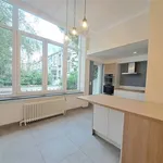  maison avec 5 chambre(s) en location à Ixelles