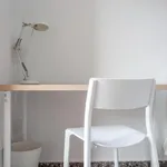 Rent 5 bedroom apartment in Valencia