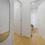 Rent a room of 100 m² in madrid