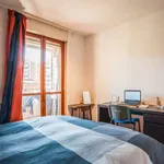 Rent a room of 70 m² in rome