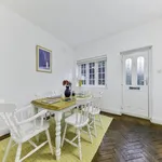 Rent 3 bedroom flat of 103 m² in Reigate and Banstead