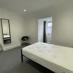 Rent 2 bedroom flat in East Midlands