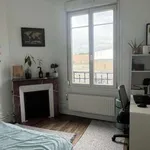 Appartement de 90 m² avec 4 chambre(s) en location à Reims