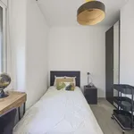 Rent a room in lisbon