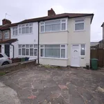 Rent 3 bedroom house in London