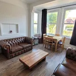 Rent 2 bedroom flat in Folkestone and Hythe District