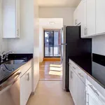 Rent 1 bedroom apartment of 532 m² in Manhattan