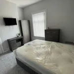 Rent 3 bedroom flat in Middlesbrough