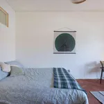 Rent a room in lisbon