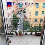 Rent 4 bedroom apartment of 100 m² in Genoa