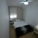 Rent 5 bedroom apartment in Seville