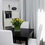 Rent 2 bedroom apartment in Como