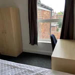 Rent 4 bedroom house in Hull