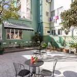 Rent 10 bedroom apartment in Lisbon