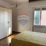 Affitto 2 camera appartamento di 63 m² in Reggio nell'Emilia