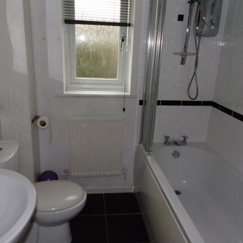 Town house to rent in Hallamshire Mews, Wakefield WF2 Lupset