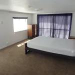 Rent 6 bedroom house in Hamilton