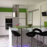 Rent 4 bedroom house of 85 m² in Sens