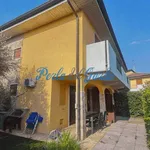 Rent 3 bedroom house of 99 m² in Peschiera del Garda