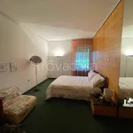 Rent 4 bedroom apartment of 115 m² in Cassina Rizzardi