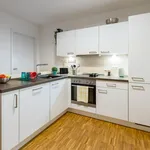 Miete 4 Schlafzimmer wohnung von 10 m² in Frankfurt