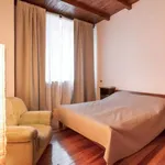 Rent 19 bedroom house of 1 m² in Besozzo