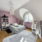 Miete 8 Schlafzimmer haus von 250 m² in Lausanne