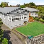 Rent 6 bedroom house in Ōrākei