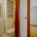 Rent a room of 150 m² in madrid