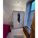 Rent 1 bedroom flat in Leeds