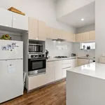 Rent 1 bedroom apartment in Melbourne