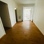 Appartement de 49 m² avec 2 chambre(s) en location à St Etienne