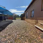 Rent 2 bedroom apartment in Benoni