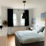 Rent a room of 70 m² in Frankfurt am Main