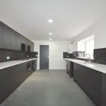 Rent 10 bedroom house in Wales