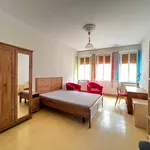 Rent 5 bedroom apartment of 106 m² in Ferrara