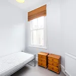 Rent 2 bedroom flat in London