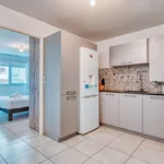 Appartement de 743 m² avec 2 chambre(s) en location à Marseille