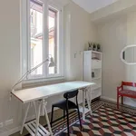 Rent 2 bedroom apartment in Milan