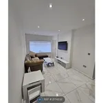 Rent 4 bedroom house in North West England