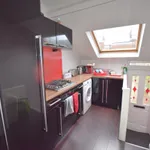 Rent 4 bedroom flat in Heaton