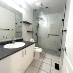 Appartement de 3132 m² avec 3 chambre(s) en location à Richmond Hill (Jefferson)