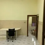 Rent 1 bedroom apartment of 200 m² in Napoli