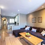 Rent 3 bedroom apartment in barcelona