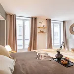 Appartement de 90 m² avec 4 chambre(s) en location à Paris