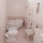 Rent 4 bedroom apartment of 90 m² in Castignano